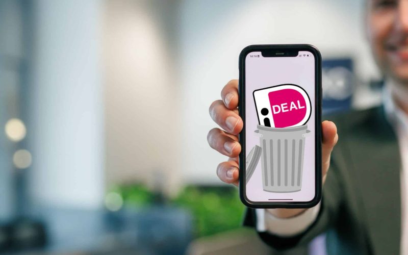 iDEAL payment screen on a phone